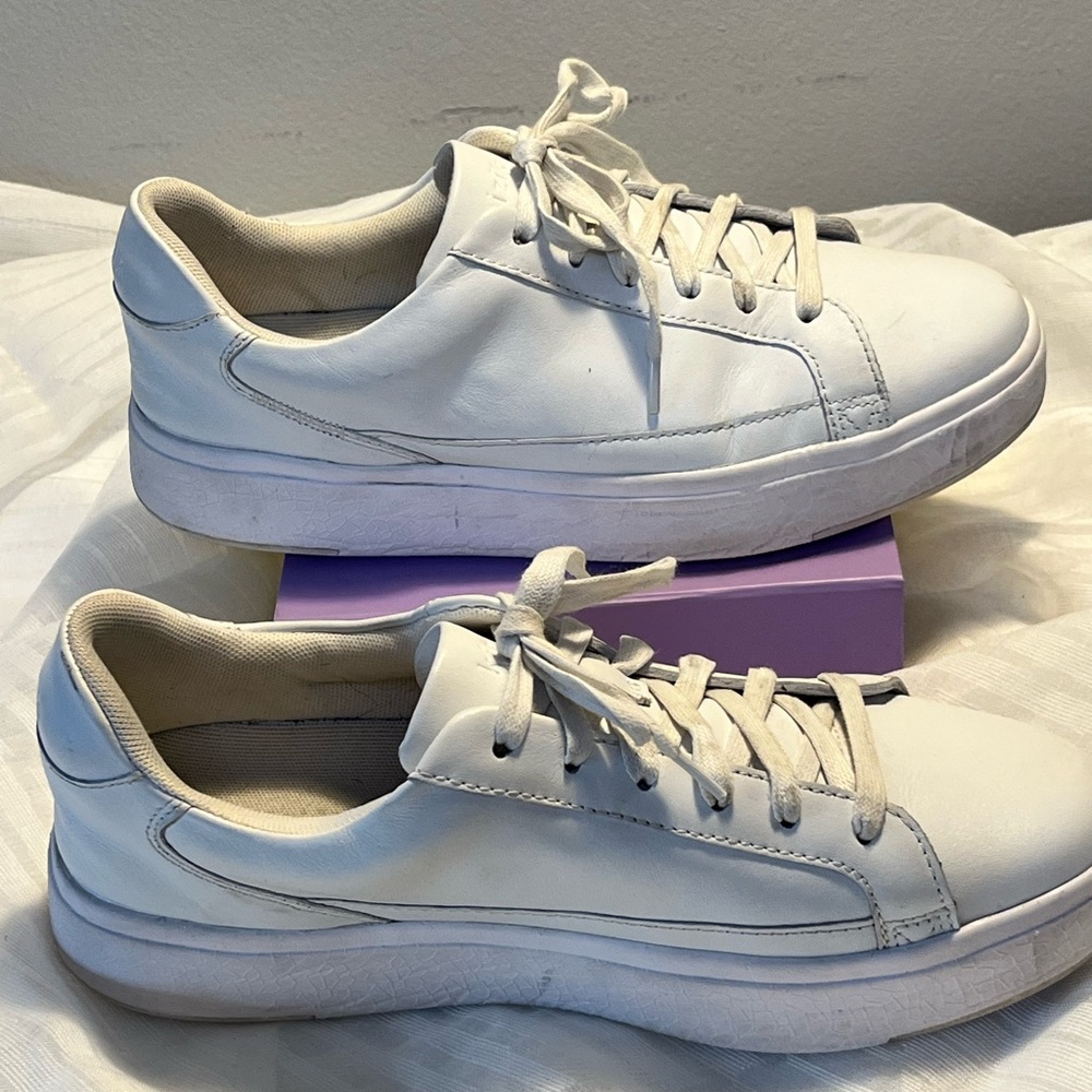 Kizik Cream Sneakers